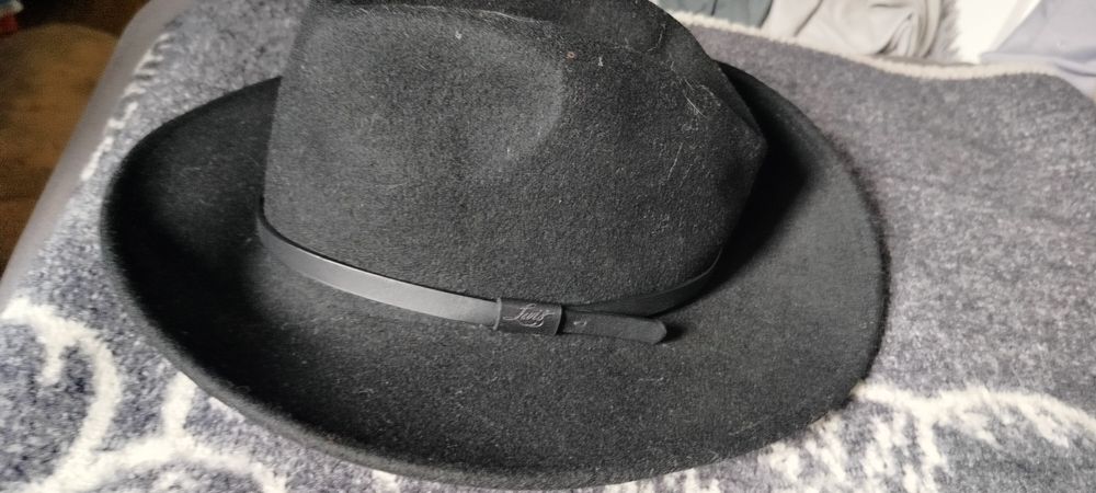 Czarny kapelusz męski Levi's Vintage