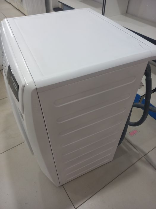 НАЙНИЖЧІ ЦІНИ. ВЕЛИКИЙ ВИБІР. Пральна машина Electrolux 7 kg. DlRQ