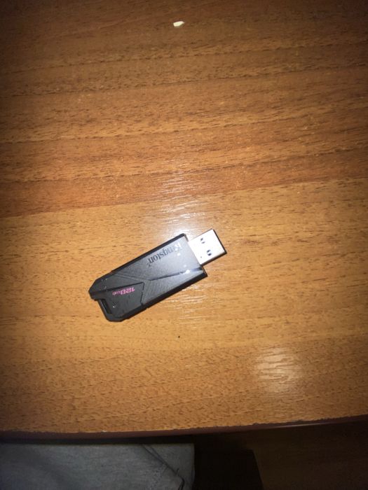 Флешка на 128 GB