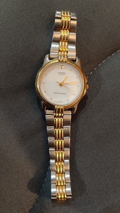 Lote de 2 Relógios-- Seiko automático + Casio quartz