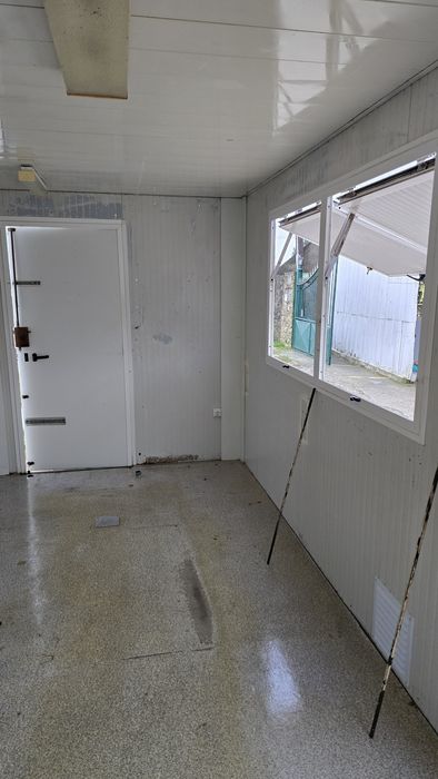 Contentor Usado / Comércio