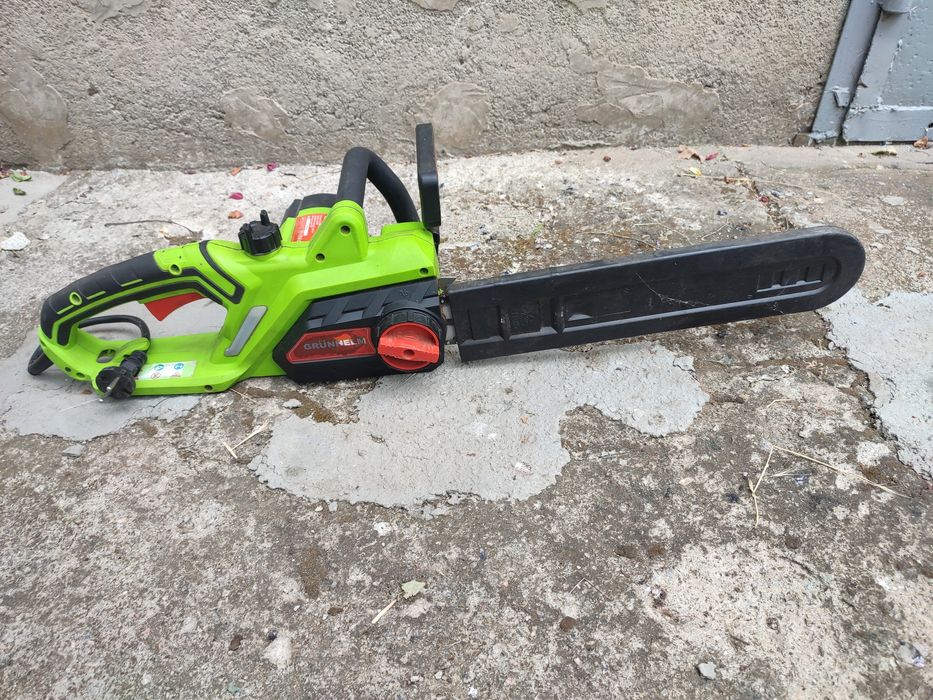 Продам електропилку