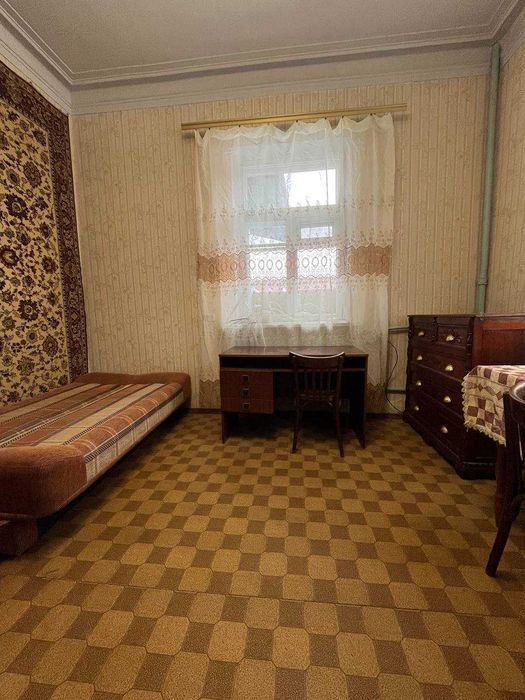 Оренда першого поверху приватного будинку Устинівський пров. 18А