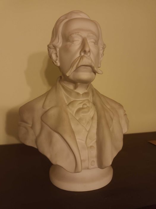 Bustos da Literatura Portuguesa - Vista Alegre