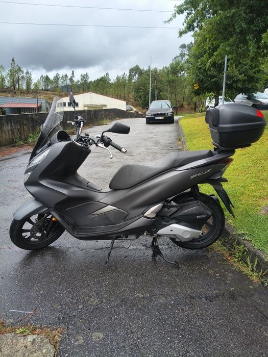 Honda PCX 125 – 2018 – Cinza