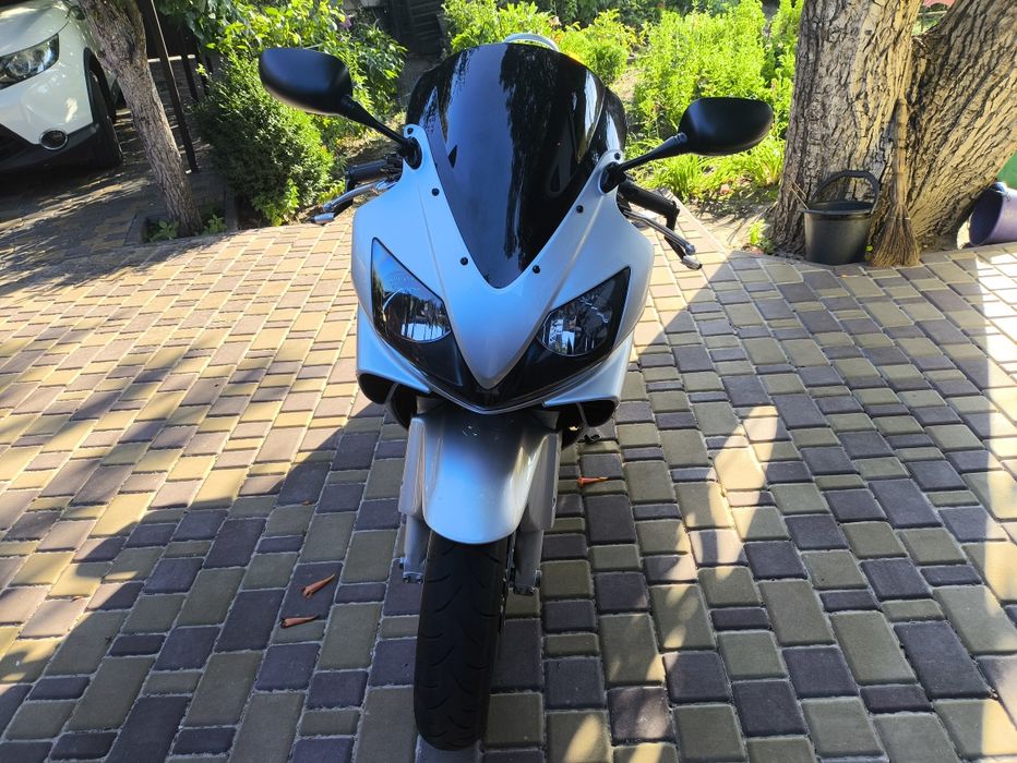 Продам honda cbr 600 f4i