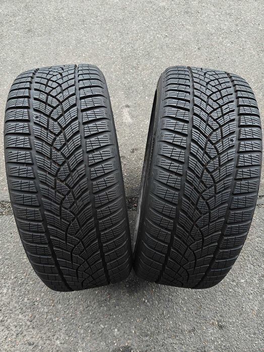 ПАРА 2ШТ R18 225 45 RunFlat GoodYear UltraGrip зимові шини з BMW
