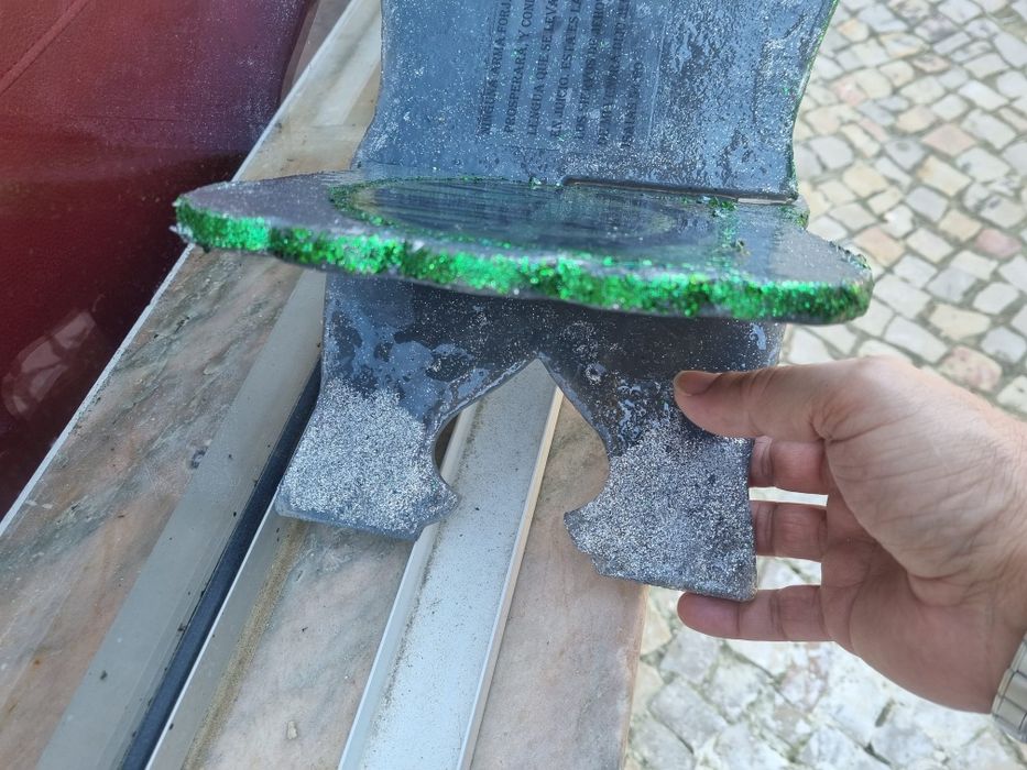 Peças em resina diferentes