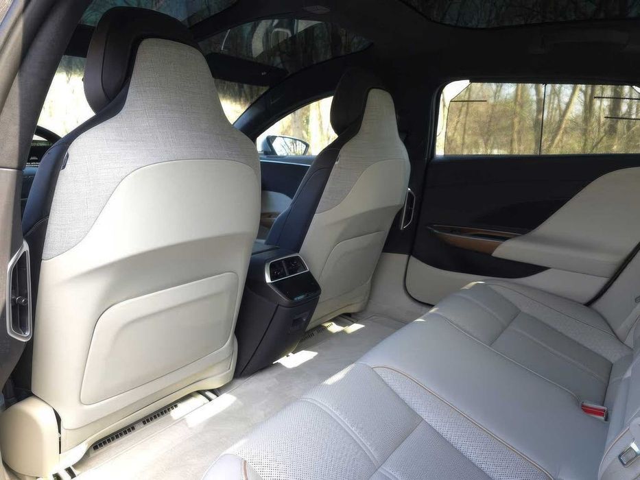Lucid Air Grand Touring      2022