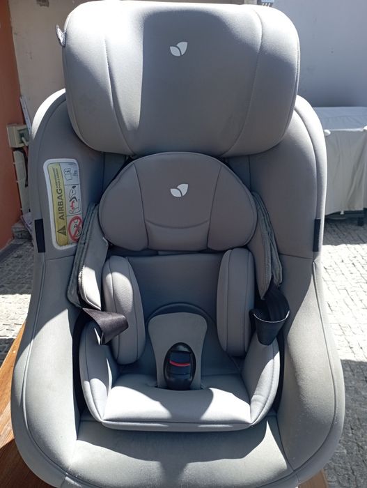 Cadeira auto giratória