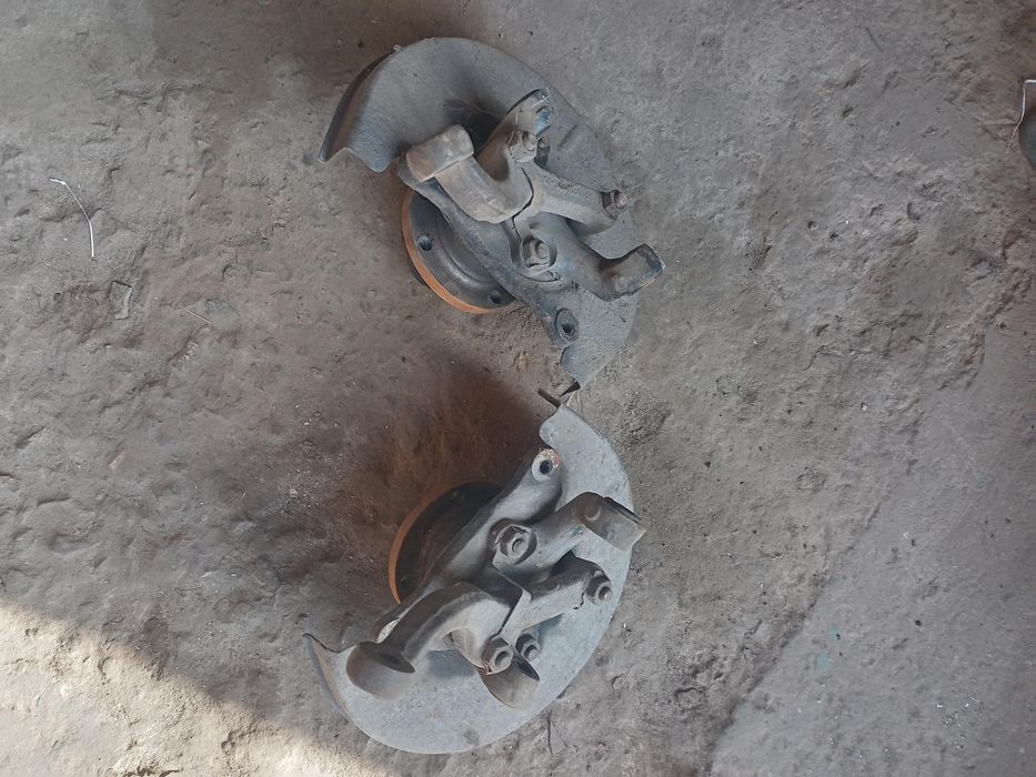 Продам Ваз 2101-2107 ступиця, цапфа, поворотний кулак