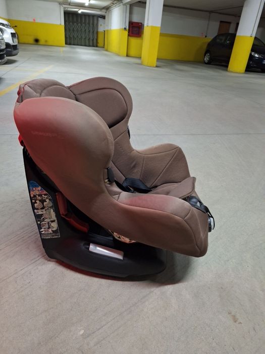 Cadeira-Auto ISEOS BebeConfort.