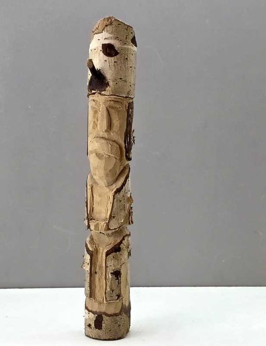 Drewniana rzeźba M. Bucała   wojak