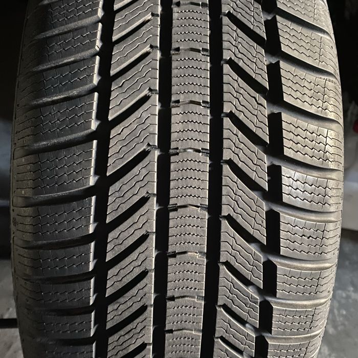 Шини 255/55/18 - 1шт Continental WinterContact TS870p