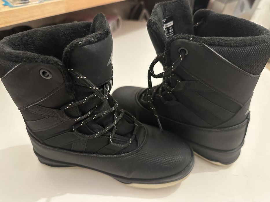 Buty dziewczęce 4F rozmiar 32