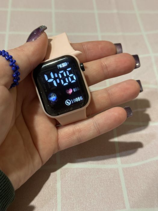 Продам часы