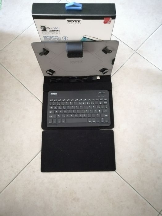 Bluetooth Keyboard + Leather Case for Tablet431108686527877123
