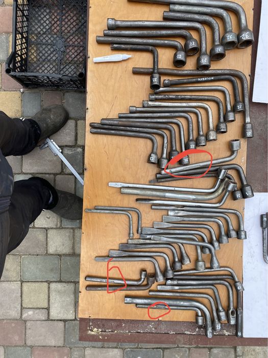 Люльковые и ударные ключи Монтировки железные и титановые гвоздодеры