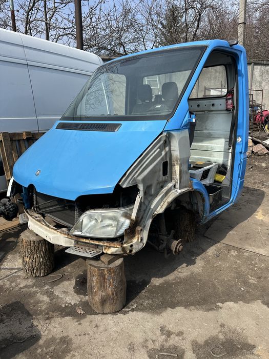 Кабіна спрінтер 2000-2006 903 cdi