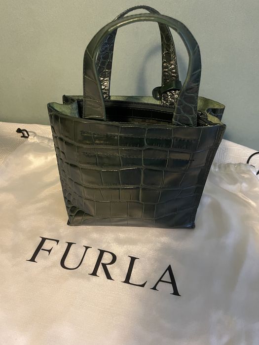 Сумка женскя с короткой ручкой FURLA