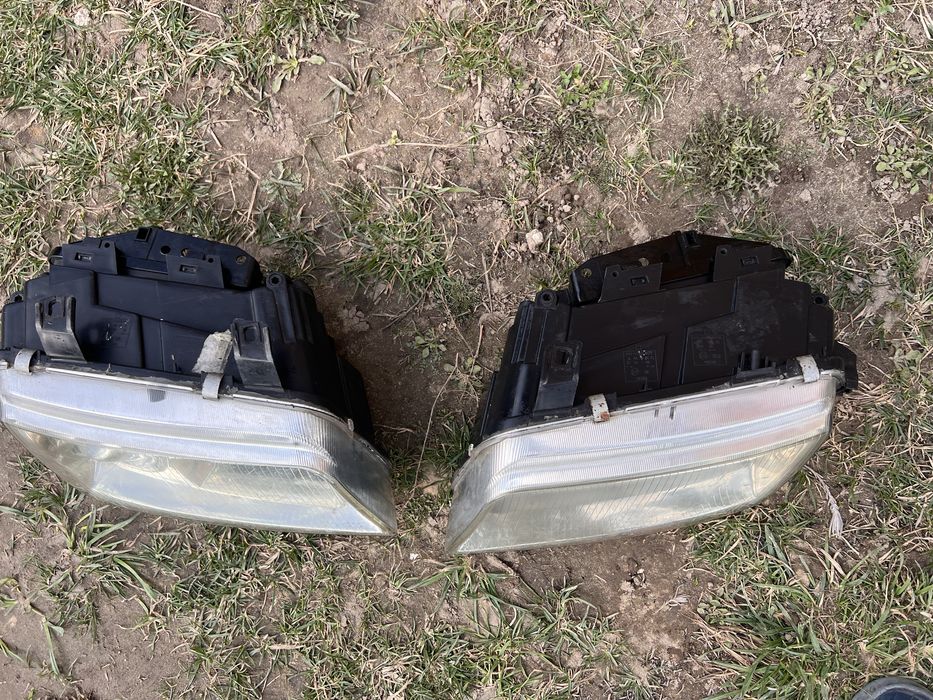 Лінзовані фари до audi a4 b5 рестайлінг