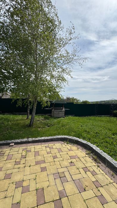 Продається будинок в мальовничому місці