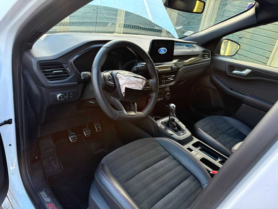 FORD KUGA 1.5 Ecoboost ST-LINE Gasolina