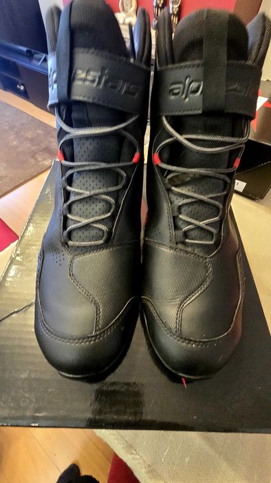 Botas Alpinestar em Gore Tex.