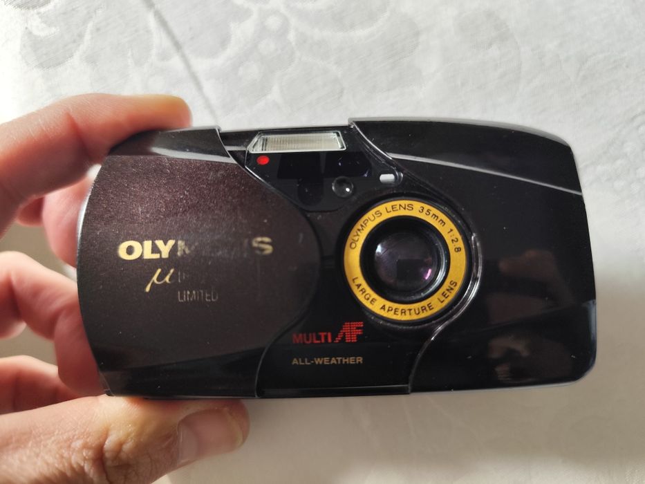 Câmara fotográfica Olympus mju II Limited
