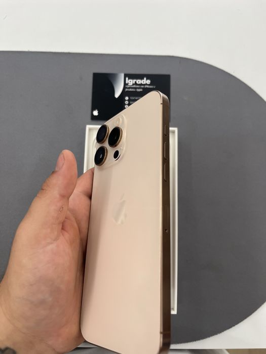 iPhone 16 Pro Max de 256GB GOLD