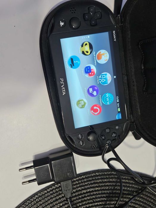Konsola Sony PS VITA slim - przerobiona CFW henkaku