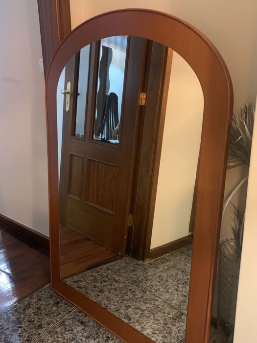 Espelho com desing vinted com moldura