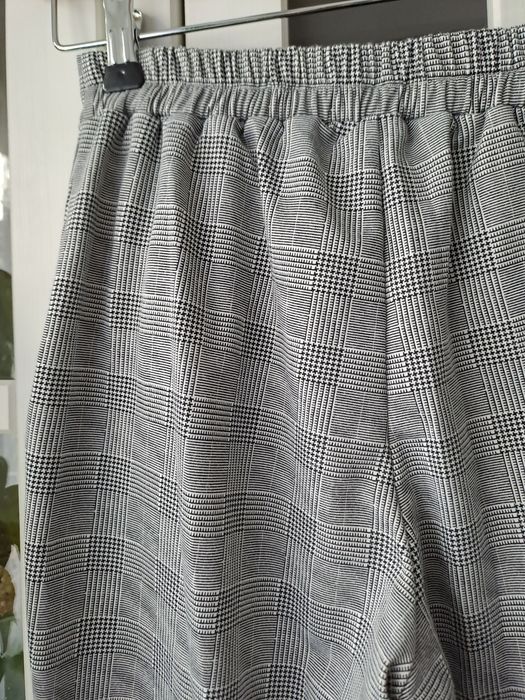 Szare spodnie w kratkę Primark XS