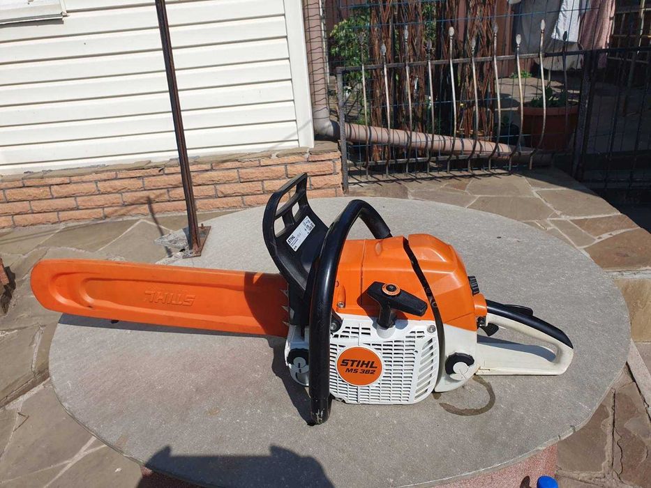 Продам бензопилу Stihl MS 382