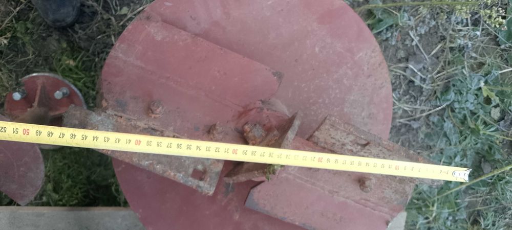 Ямобур тракторний