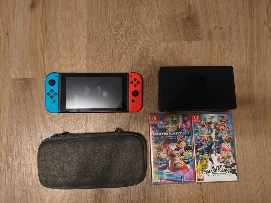 Nintendo Switch V2 +2 gry