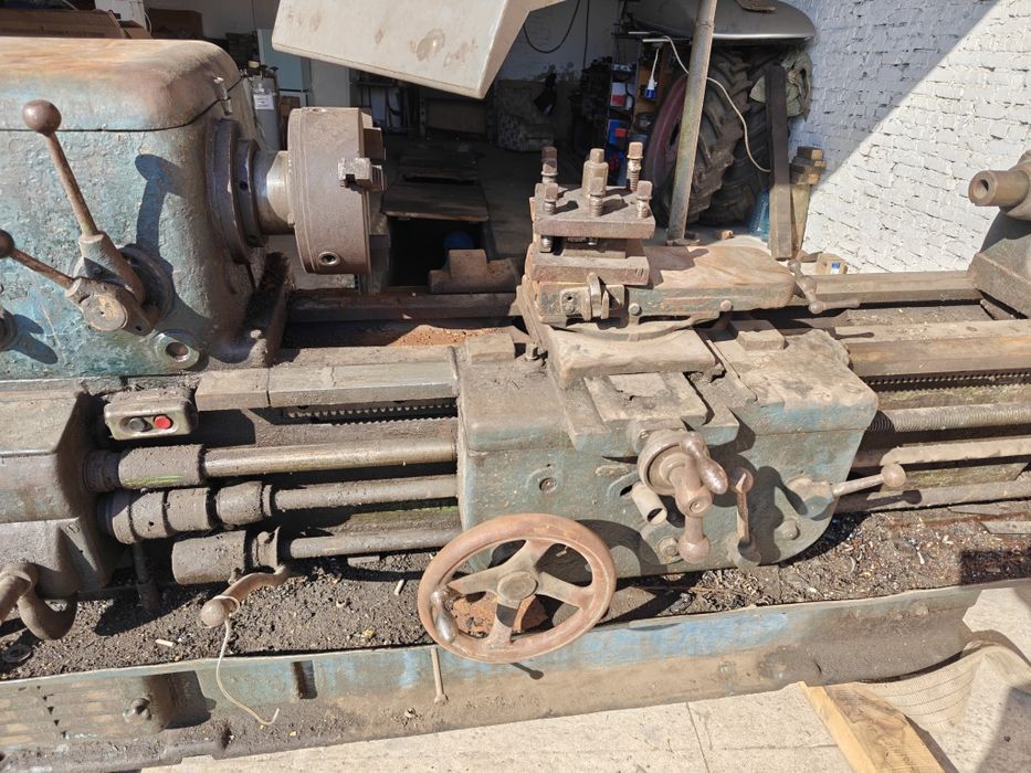 Продам токарний станок