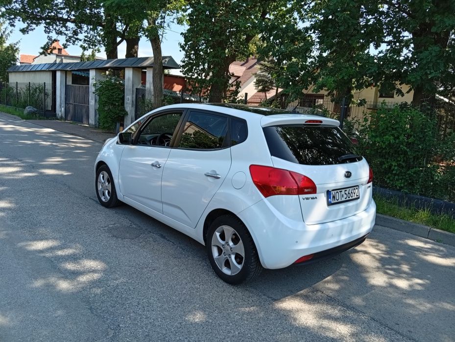 Rok 2012 1.6 CRDI Nawigacja Kamera Climatronik Polecam