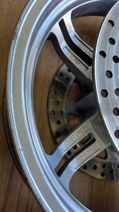 JANTE DIANTEIRA + DISCO PARA SUZUKI BURGMAN 650