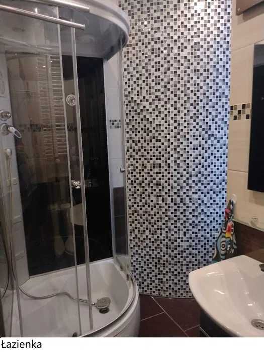 Przytulny pokój w trzypokojowym mieszkaniu