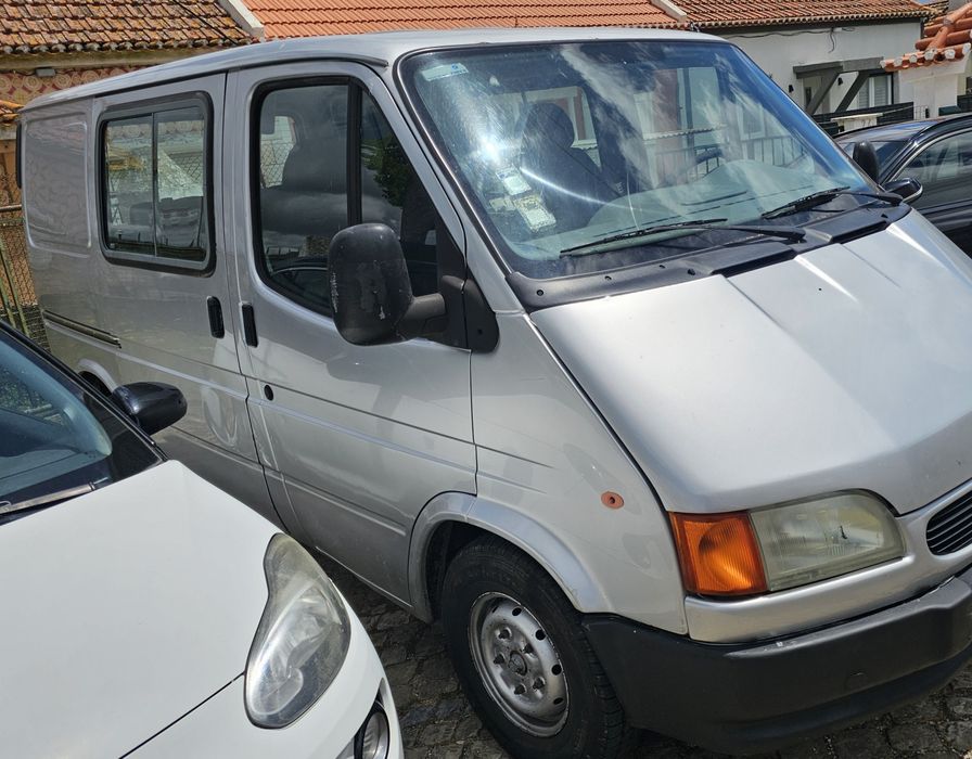 Mudanças ou algum transportepequeno