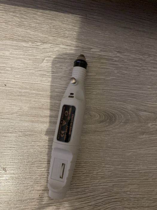 Frezarki do paznokci z kablem