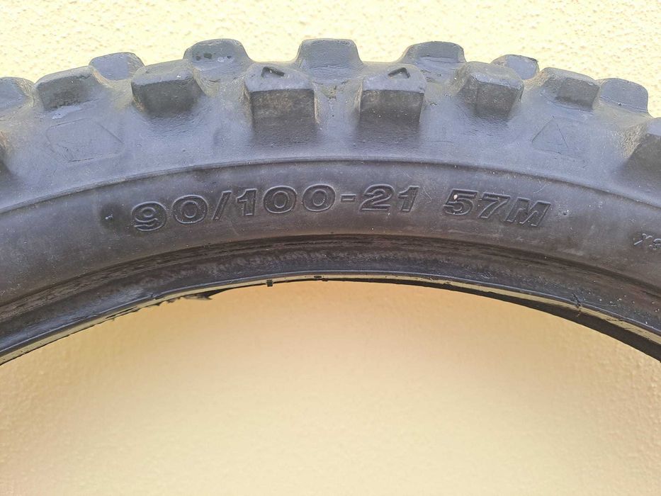 Pneu BRIDGESTONE 90/100-21