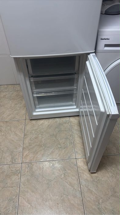 Frigorifico Combinado  Electronia