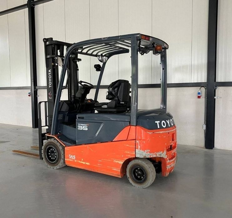 Empilhador toyota 3.5t