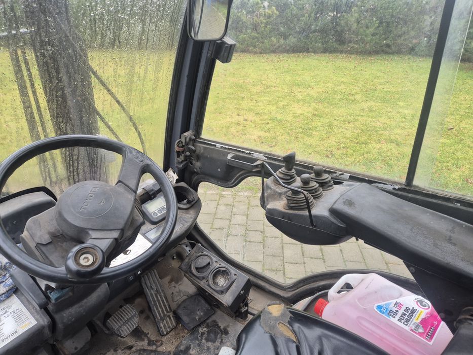 Wózek widłowy toyota 8F GF18