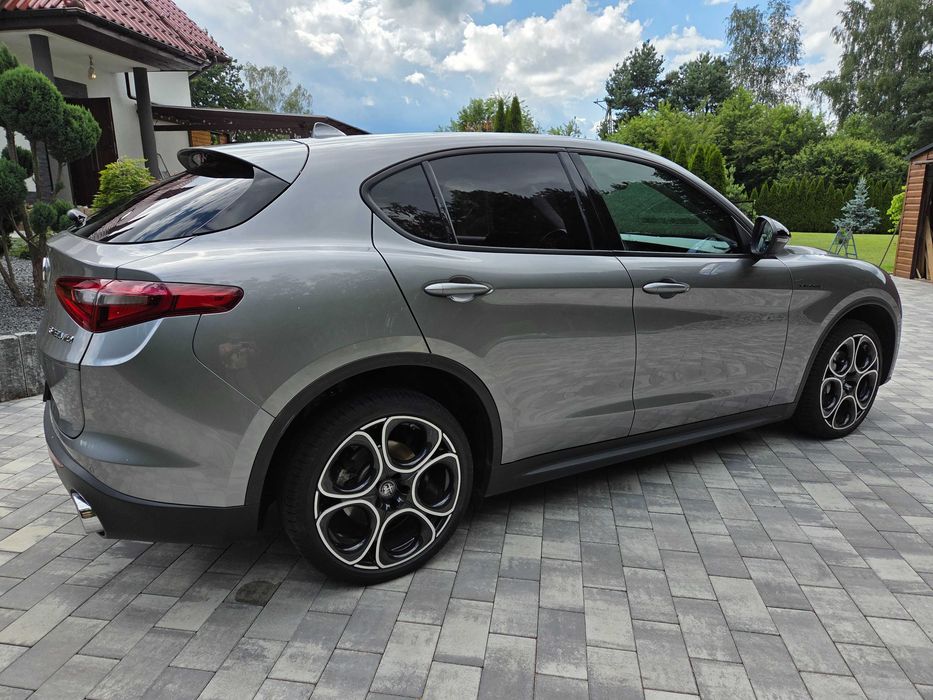 Alfa Romeo Stelvo SALON PL 280km 55000