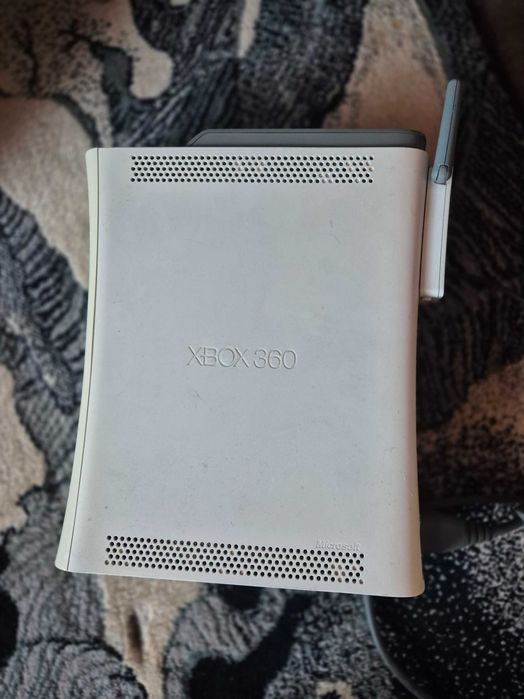 Spdzedam  używany xbox 360