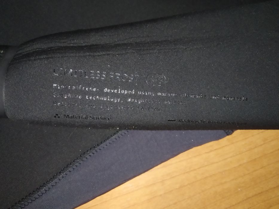 Fato surf 4/3 MT Deeply - topo de gama.