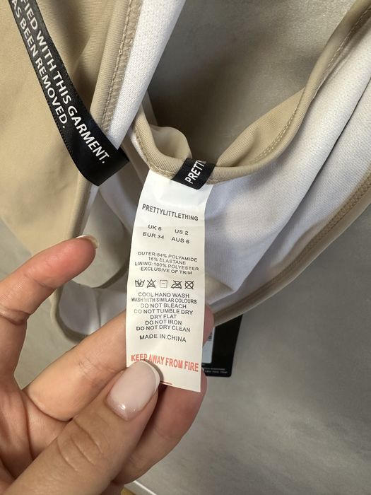 Новий купальник prettylittlething